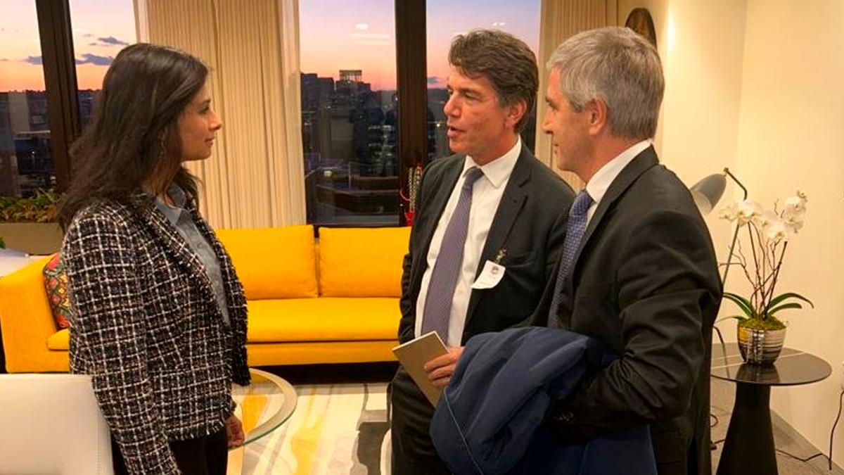Este jueves llegará una misión del FMI para renegociar el acuerdo por la deuda