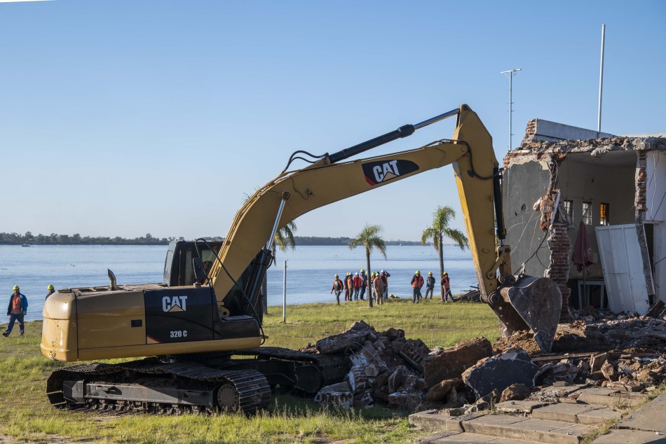 Comenzó la transformación de la Costa Norte con la demolición de Mordisco